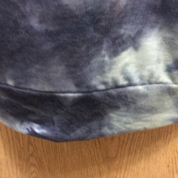 Sold❤️❤️Tie-dye top plus sizes long sleeved shirt 2x - Picture 9 of 15